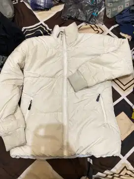 jaket tebal untuk cuaca dingin