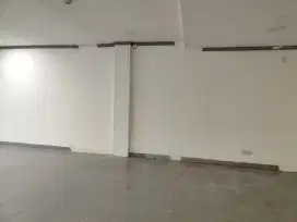 DI SEWAKAN BANGUNAN AREA Jl.zainul.Arifin