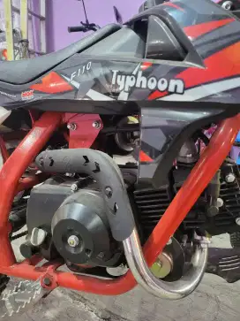 Di jual motor anak2  metik   kondisi hidup