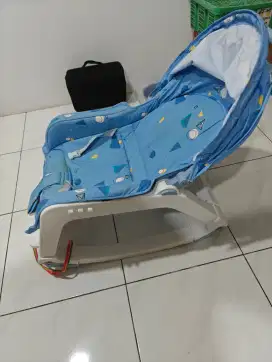 Baby bouncer ayunan bayi