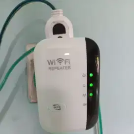 Repeater masih normal masih ada lapisan anti goresnya