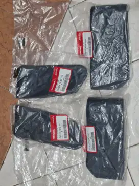 Pijakan kaki original honda forza
