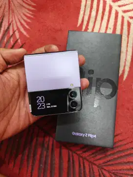 Samsung Z Flip 4 8/256gb resmi