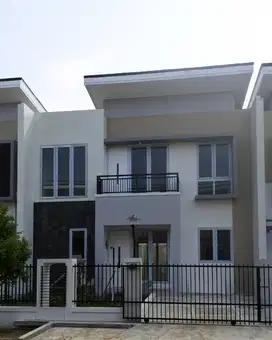 Rumah 2 lantai Di Nusa Indah residence , 300m tol borr