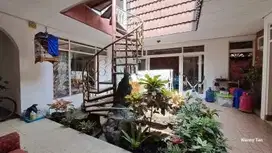 Dijual Rumah Hoek di Sayap BKR/Moh Ramdhan