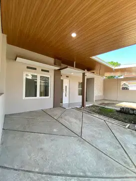 Dijual Cepat Rumah Bagus Hook Jalan Ikan Ikan Dekat Suhat UB Malang
