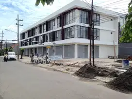 Ruko Berkualitas Bagus Siap Pakai Di Raya Manyar Jaya Surabaya Timur