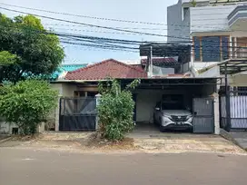Rumah depan jalan luas, hdp utara, 10x20 Citra Garden 1