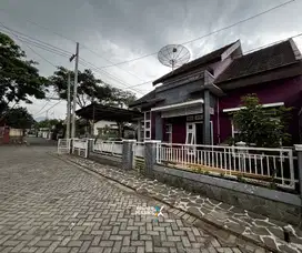 V1 Dijual Rumah Hook Siap Huni Strategis di Pesanggrahan Batu