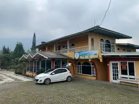 Dijual Wisma Villa dengan 12 kamar di daerah cibodas