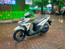 Honda Vario LED 150 IdlingStop PGM-FI Tahun 2015