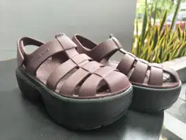 Preloved Sepatu Crocs Ori Stomp Fisherman