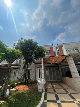 Disewakan Rumah  Murah Di Summarecon Bekasi