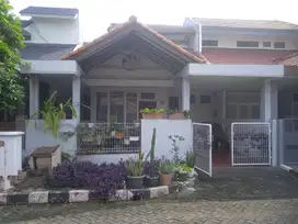 Rumah dekat pintu Tol di Komplek Buana Gardenia, Tangerang
