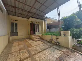 Cinere limo dekat sma6 dalam cluster besar