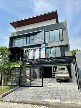 Rumah Baru 3 Lantai Bukit Golf Mediterania