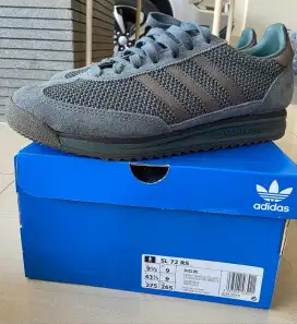 Sepatu Adidas SL 72 RS