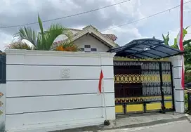 Rumah bagus bersih siap huni dekat jalan gito- gati