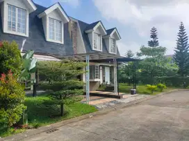 Rumah di Rancamaya Golf Estate, Hadap Taman Full Furnished