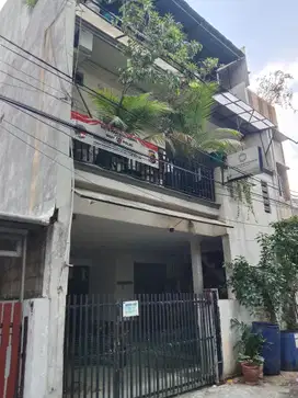 DIJUAL BU MURAH RUMAH KOS DI SUMUR BATU KEMAYORAN JAKARTA PUSAT