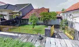 Rumah di Gayungsari