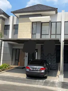 Rumah bagus harga murah di Grand wisata bekasi