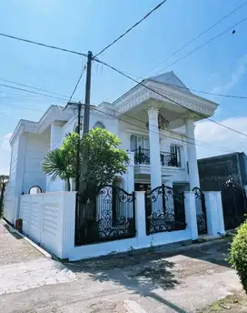rumah mewah di Cikole Lembang Bandung