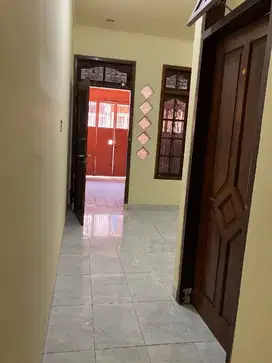 DIJUAL HUNIAN 3 LANTAI & LB 204 M, JEMBATAN LIMA, JAKARTA BARAT