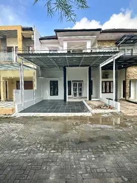 Rumah Dijual 7x16, Dalam Komplek Elit, Komplek Kolam Renang dan Masjid