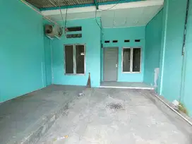 Disewakan rumah 1 lantai semi furnis lokasi strategis kawasan MM2100