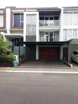 Rumah depan taman, hdp selatan Citra garden 7
