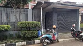 Dijual rumah siap huni lokasi antapani