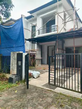 Rumah Depan Taman di Boulevard Cluster de Rio De Latinos BSD City