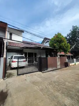 Rumah Bagus 2 Lantai Murah Bebas Banjir di Caman Jatibening Bekasi Sel