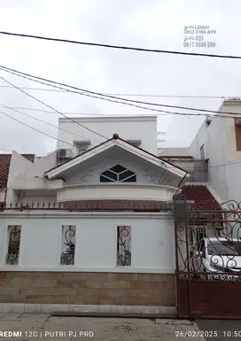 Dijual rumah Taman Surya 3 Hadap Selatan Full Bangunan