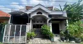 Dijual Rumah  Siap Huni Jambangan Indah Tengah Kota Sby