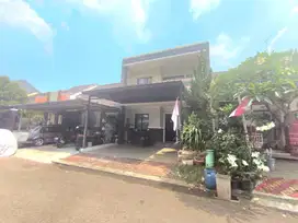 om. Dijual cepat Rumah Kota Wisata Cibubur Siap Huni 2 lantai Rapih