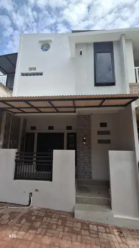 Rumah 2 lantai di komplek gbr 1 bisa kpr