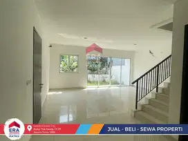 Rumah Bagus dan Mewah Cluster Palm Spiring L10 Cakung