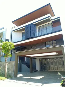Rumah 2 lantai baru Gress mewah di Citraland waterfront
