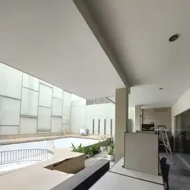 Dijual Rumah with pool di Bamboo Lakes, Puri Galaxy, Surabaya Timur