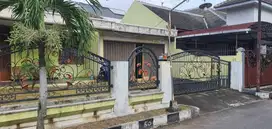 Dijual rumah bangunan luas lokasi strategis di Muradi Semarang