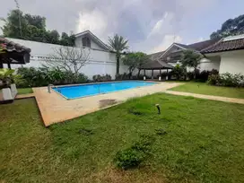 Kemang rumah mewah luas 1230 dalam townhouse ekslusif