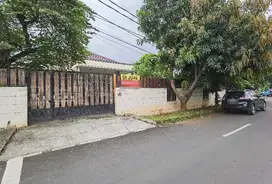 Dijual Rumah Asri Aman Di Komplek Billymoon Pondok Kelapa