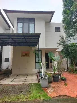 dikontrakkan pertahun rumah dua lantai