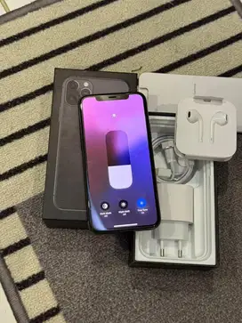 Dijual Iphone 11 Pro 256GB Grey Mulus Lengkap Terdaftar