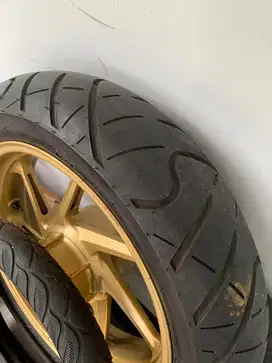 Velg dan Ban Belakang Ori Honda CBR 250 RR