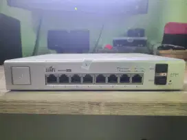 Switch 8port unifi