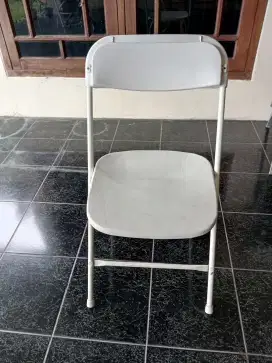 Satu Pasang Kursi Lipat Krisbow