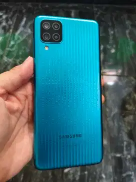 samsung M12 , ram 4/64